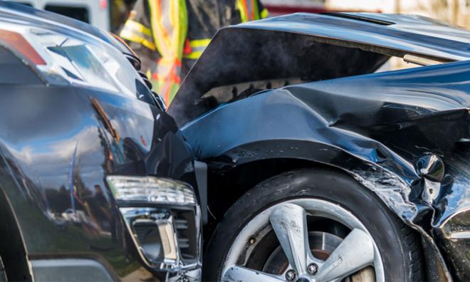 Pacuan 4 roda hilang kawalan rempuh 10 kenderaan