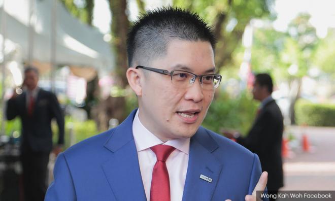 公账会揭，国阵二直颁工程存政治影响