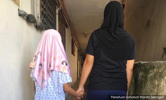 Kaedah lobi baru perlu untuk hak kerakyatan anak wanita warga M'sia