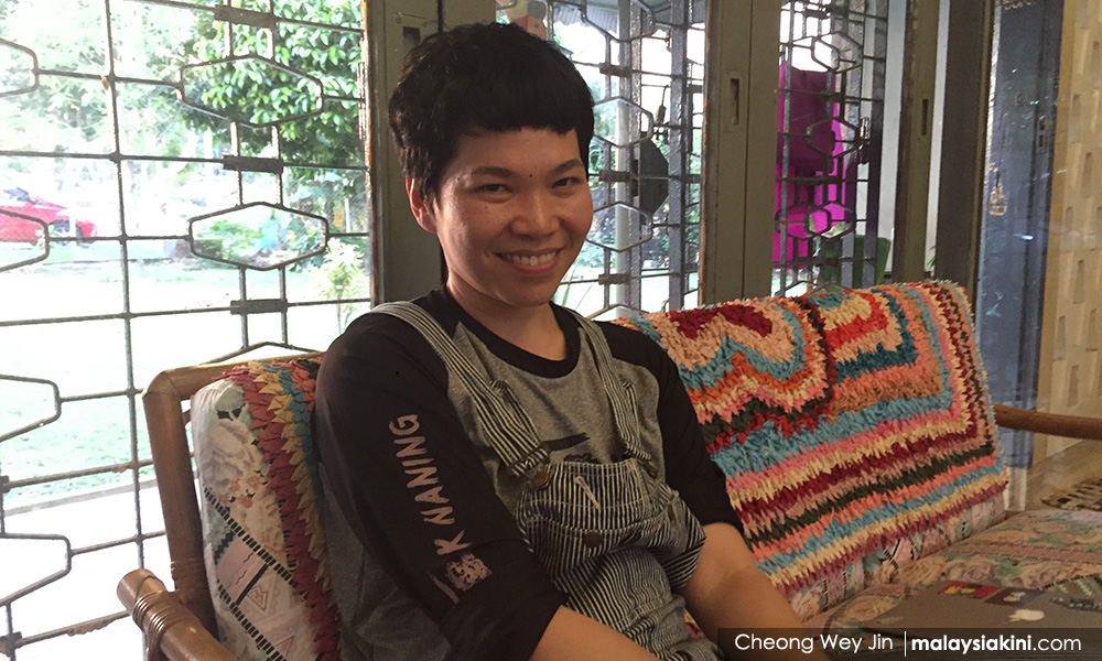 The artist and the avocado tree